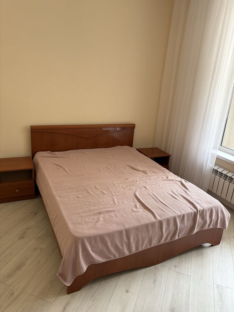 Спальный гарнитур (кровать+шкаф)