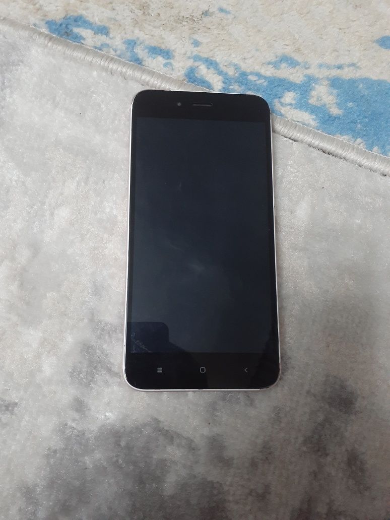 Samsung galaxy A10. Xiaomi redmi A1 .64gb