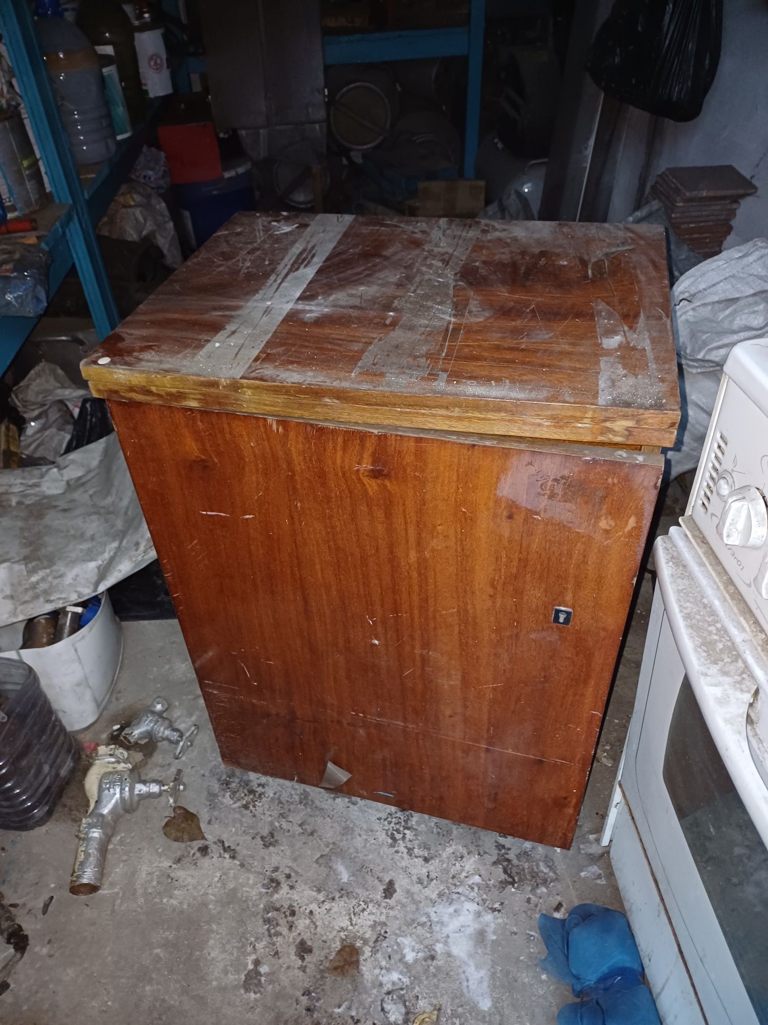 Швейная ножная машинка советская