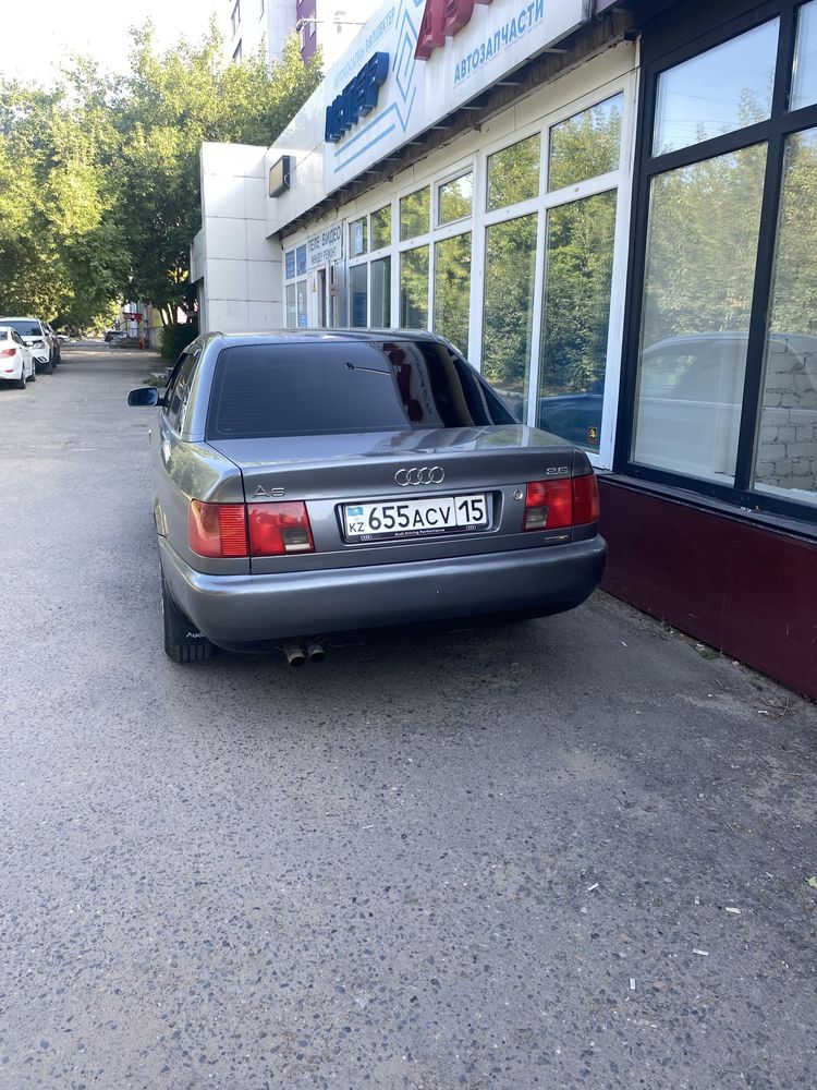 Продам Ауди А6 С4