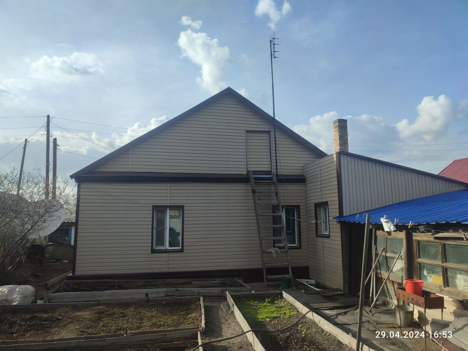 Обмен(продажа) 4 х.комн дом(СМЗ,28 кв)на 3 х 4 х комн.квартиру.ПРОДАЖА