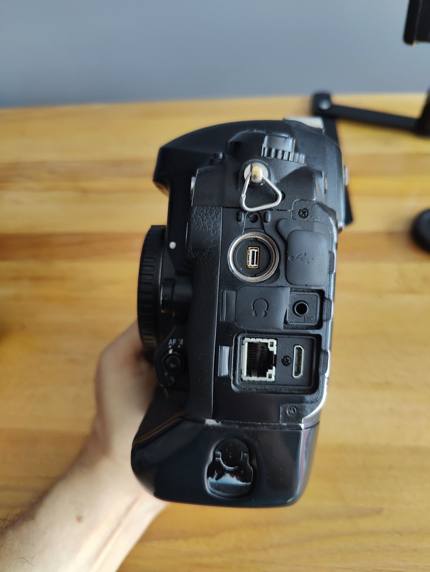 Nikon D4, nikkor