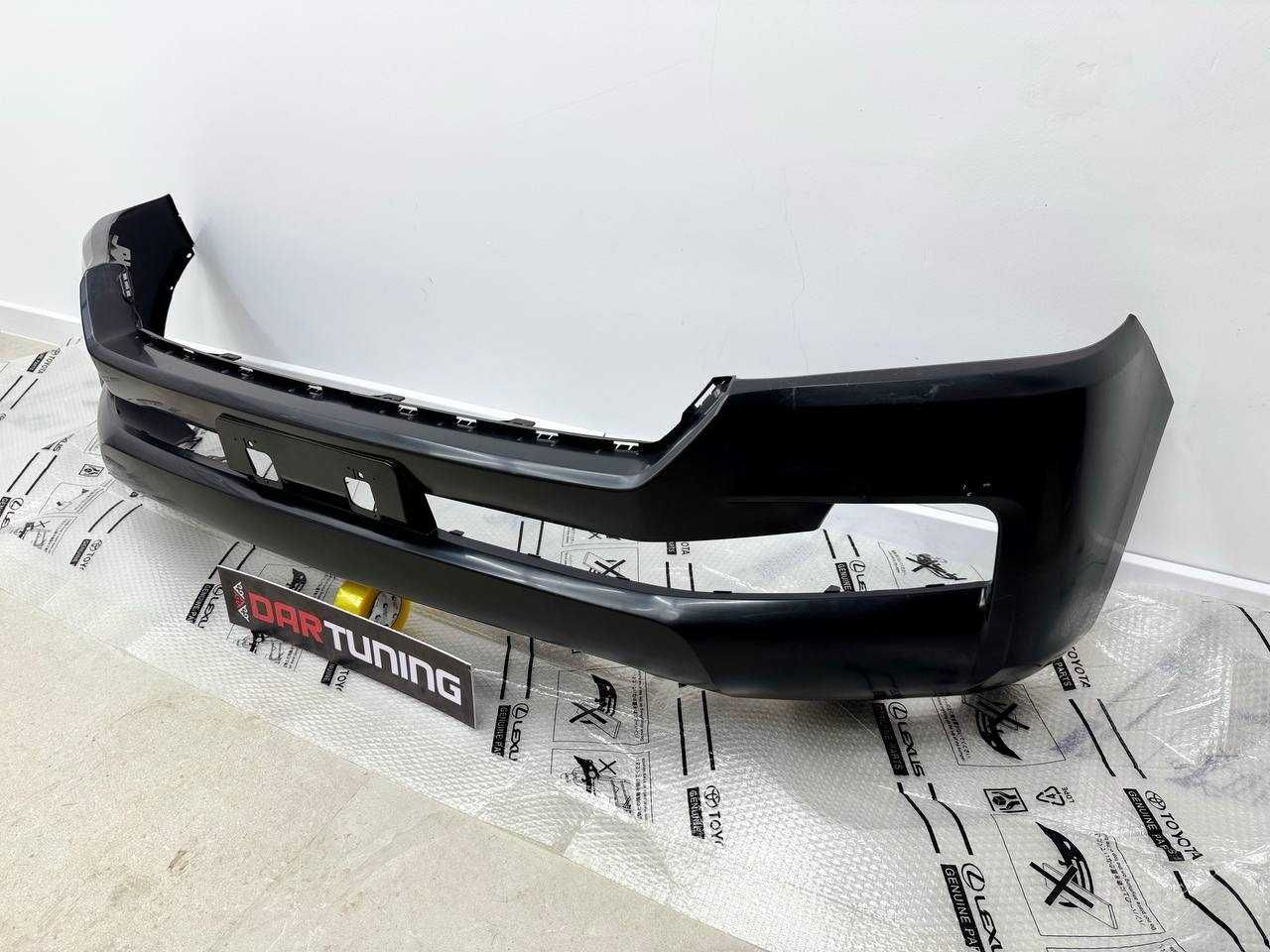 Передний бампер подоригинал Toyota LC 200