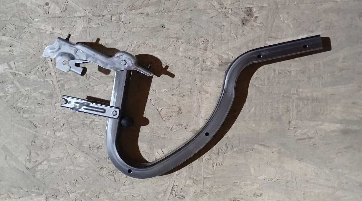 Петля крышки багажника Elantra CN7 23 LH Китай original (res)-