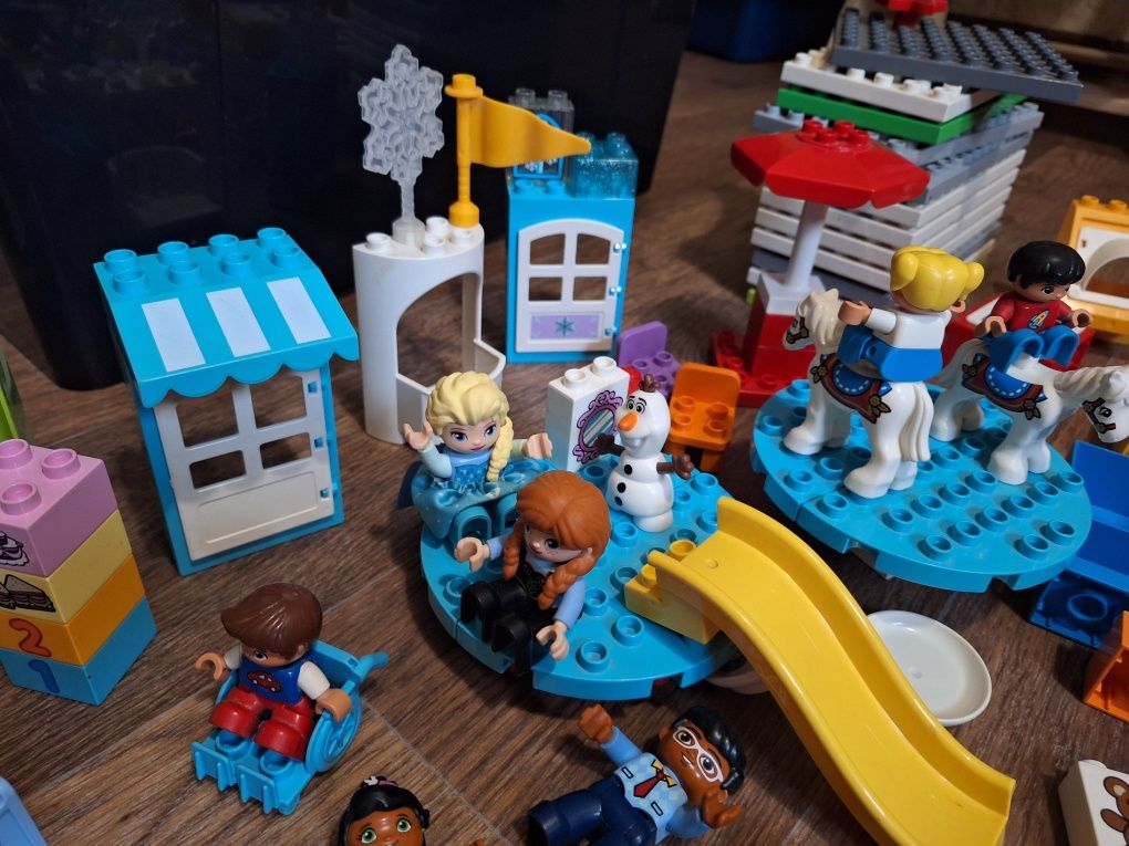 Большая коробка LEGO DUPLO