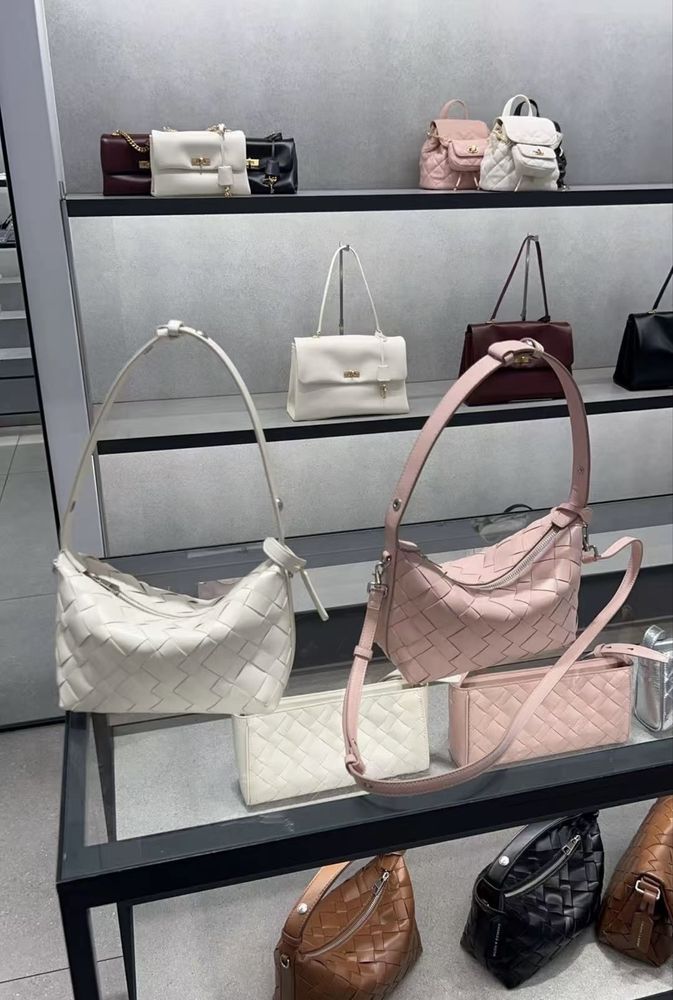 Сумки Charles&Keith 100% ОРИГИНАЛ(с любой коллекции)