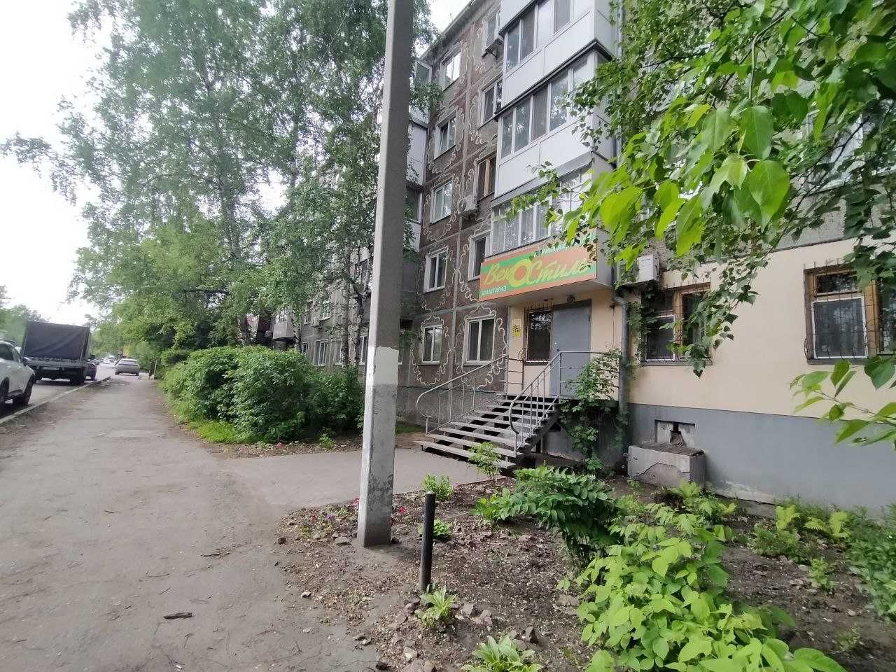 Продажа помещения 43 кв.м. в центре города, отдельный вход, парковка.