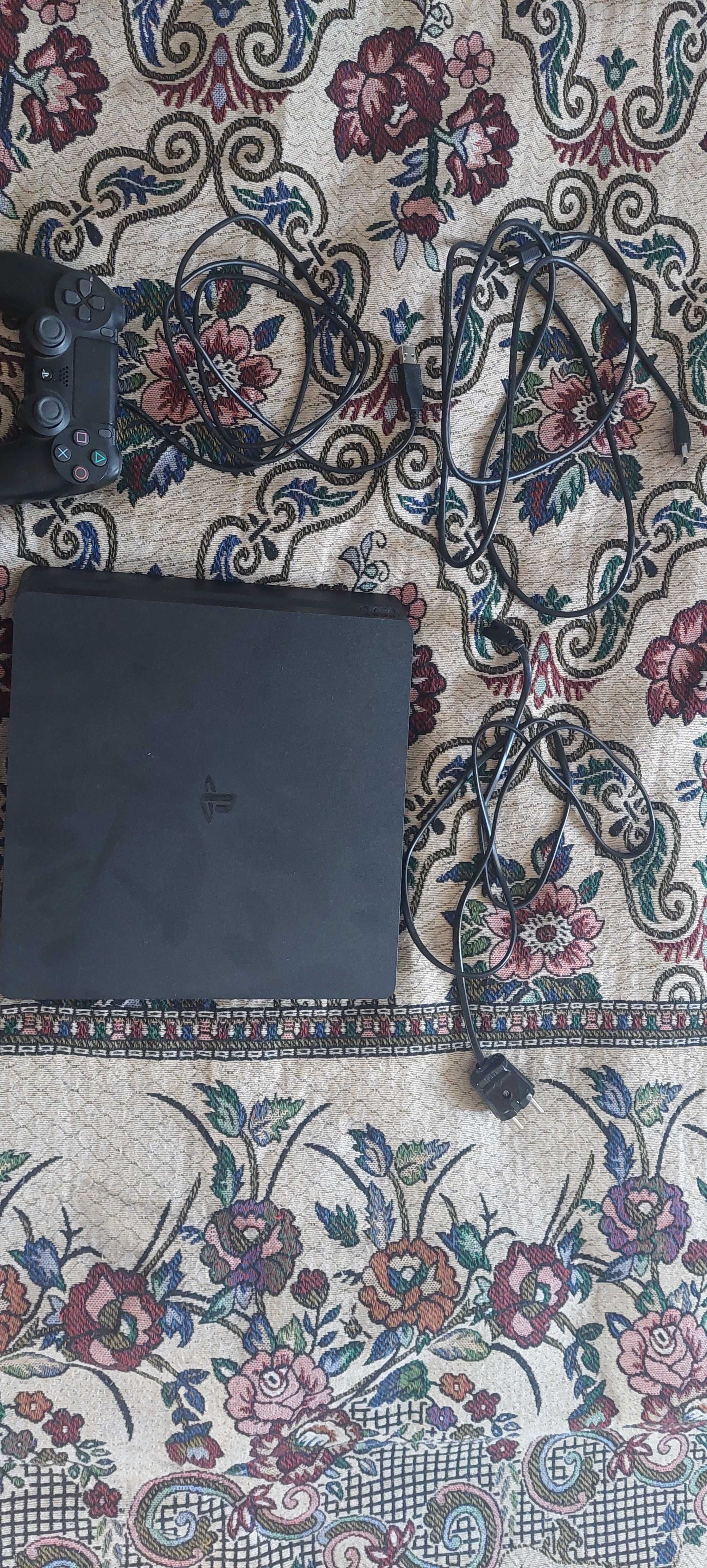 PlayStation 4 Slim