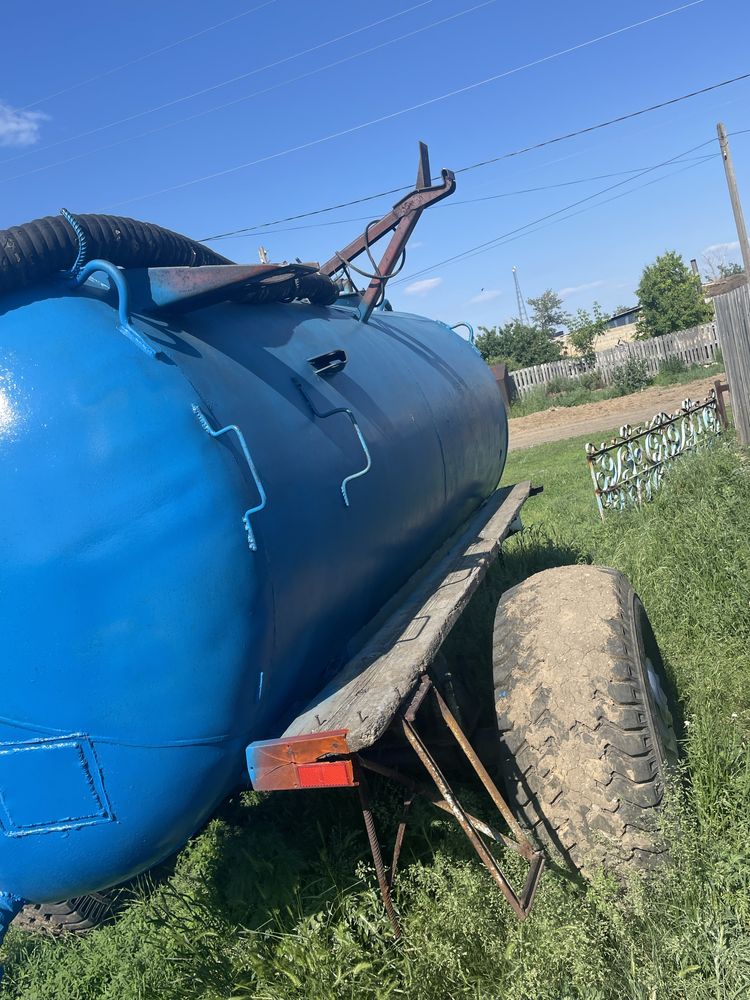 Продам бочку под питьевую воду 5.5куб