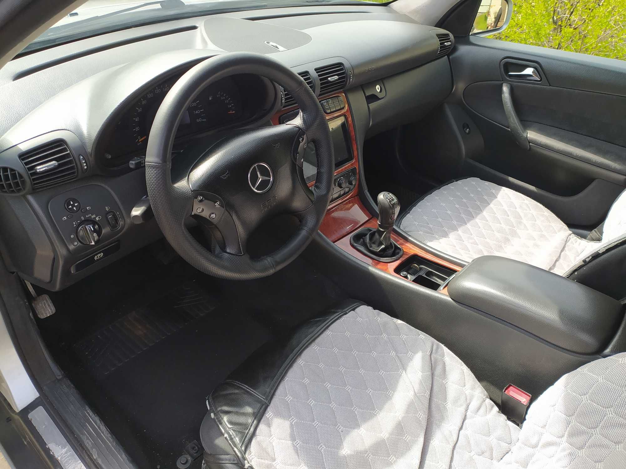 Mercedes-benz c180, 2003 года