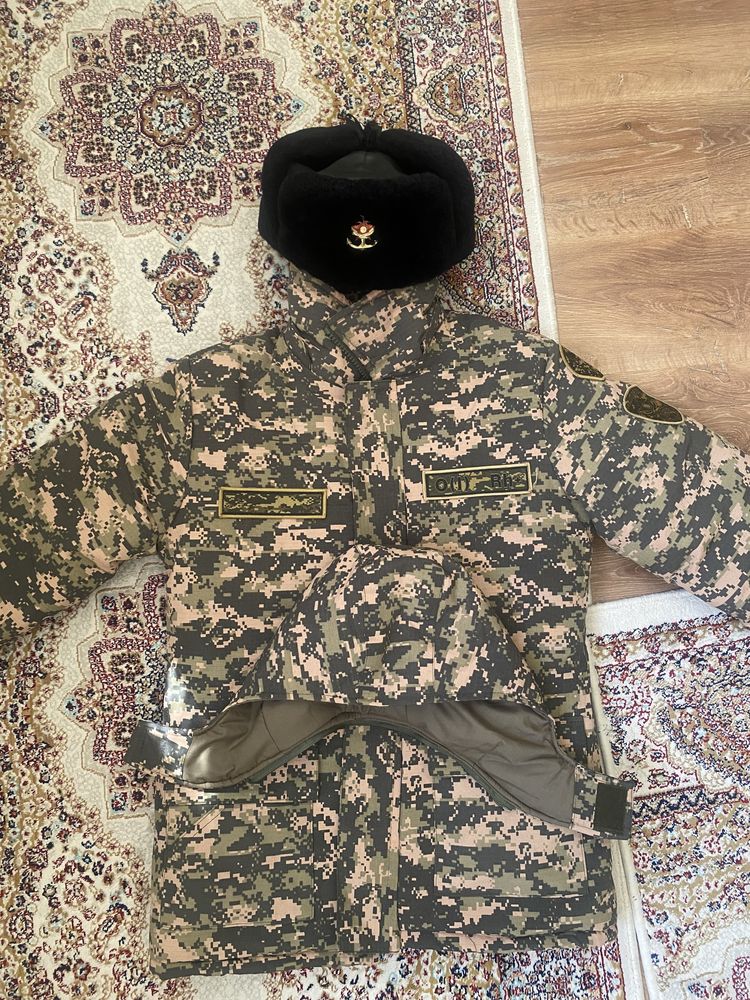 Военная форма для кафедры б/у (зимний , летний)