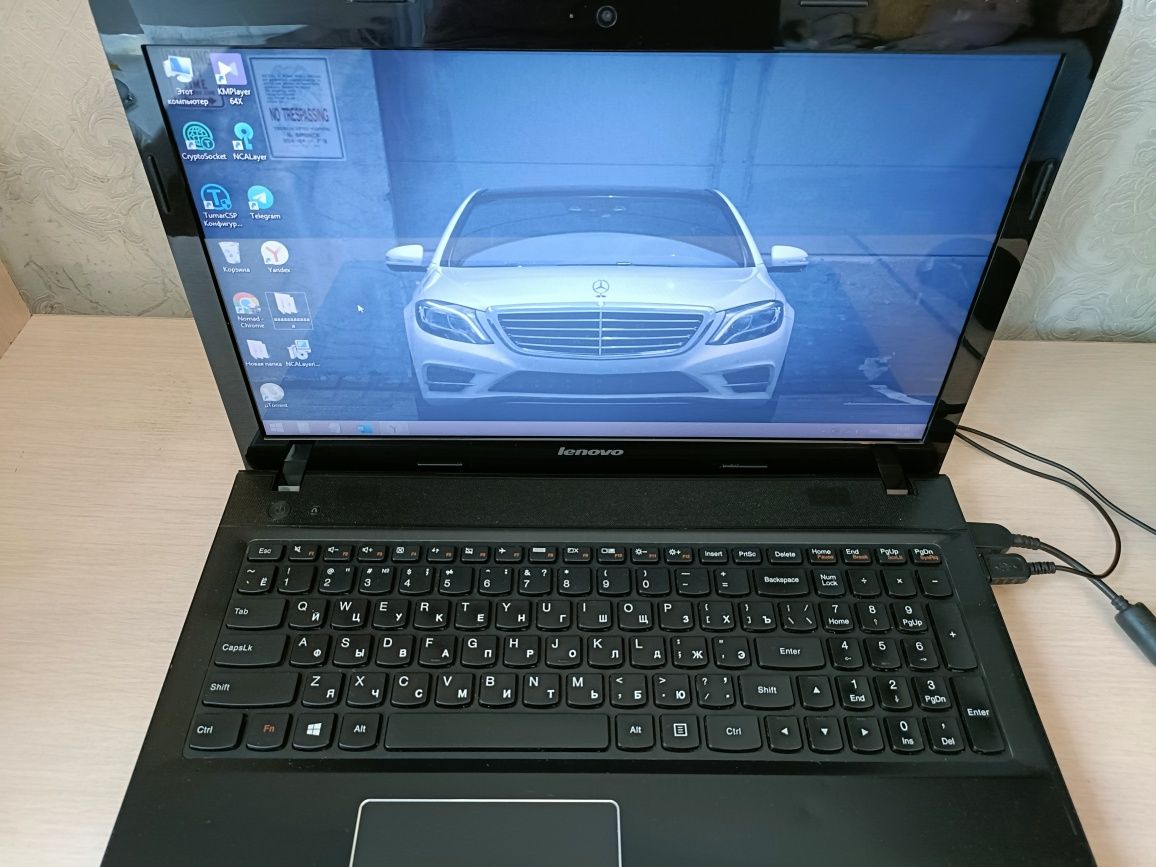 Ноутбук Lenovo для учебы и офисных работ