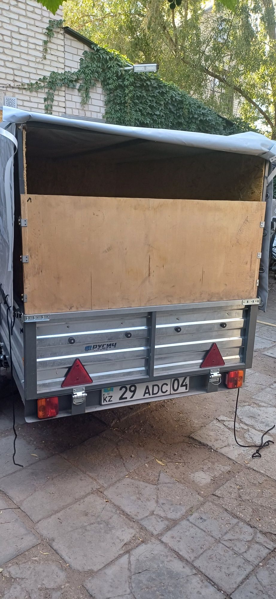 Продам новый прицеп самосвал