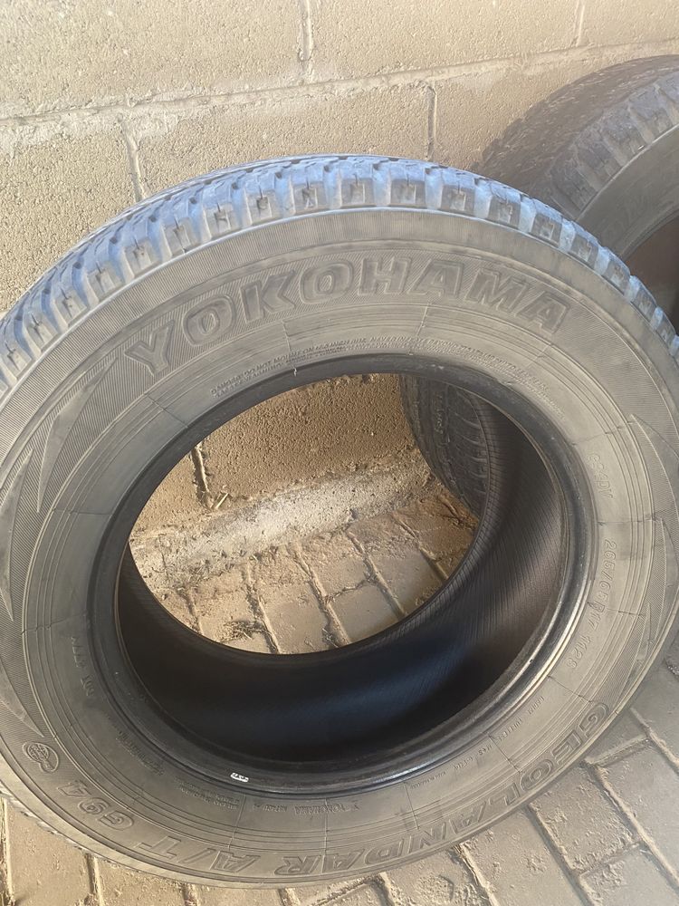 Продам комплект шин Yokohama 265, 65, R 17