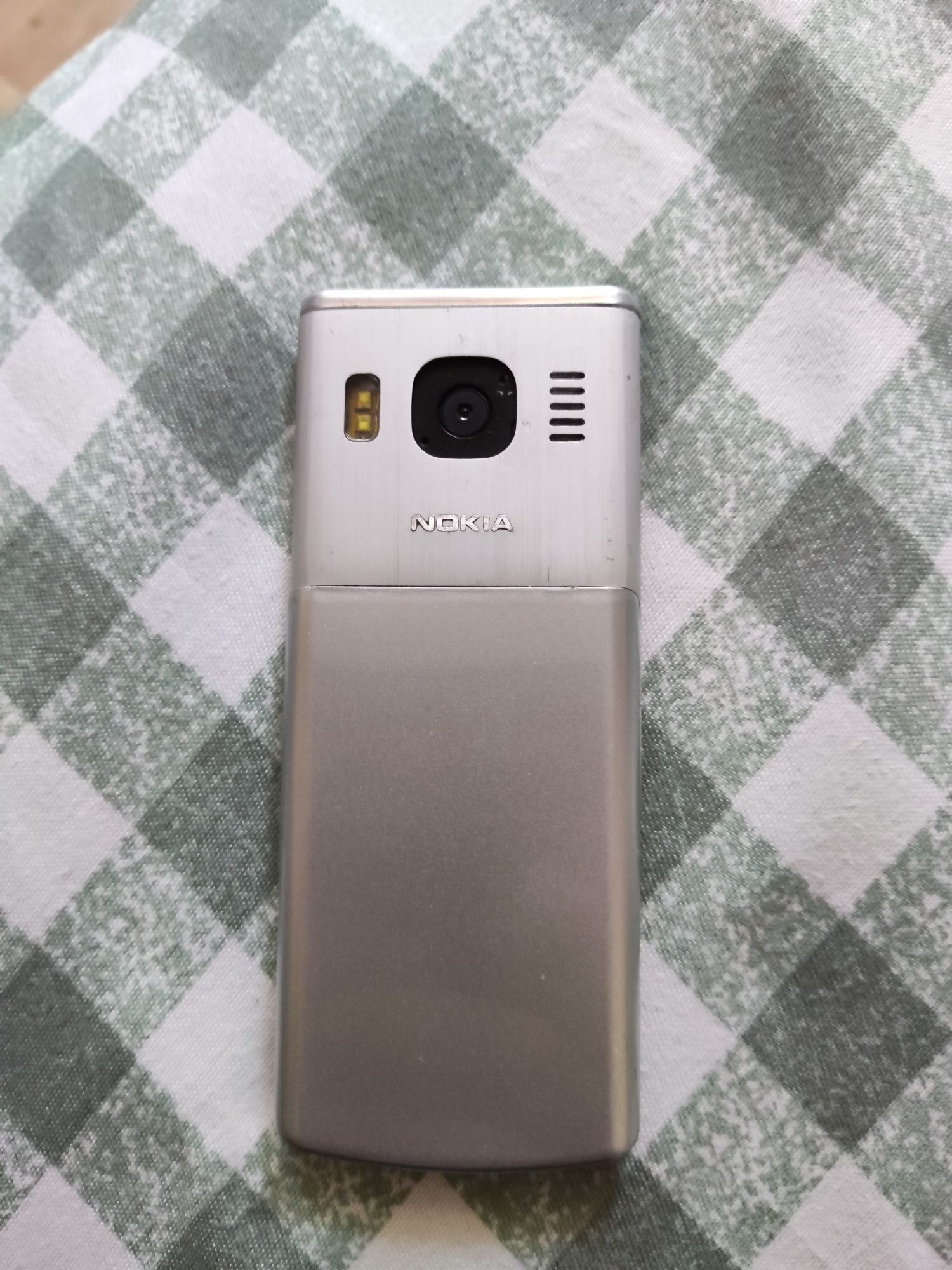 Продам телефон Nokia 6500 classic, в хорошем состоянии