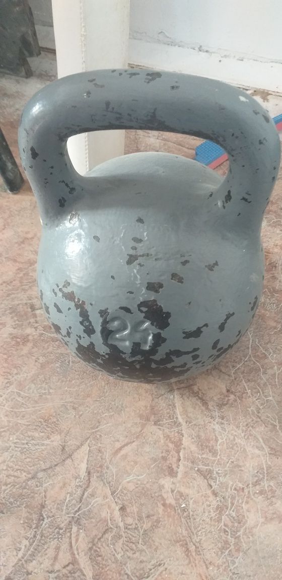 Продам гирю 24кг с достовкой