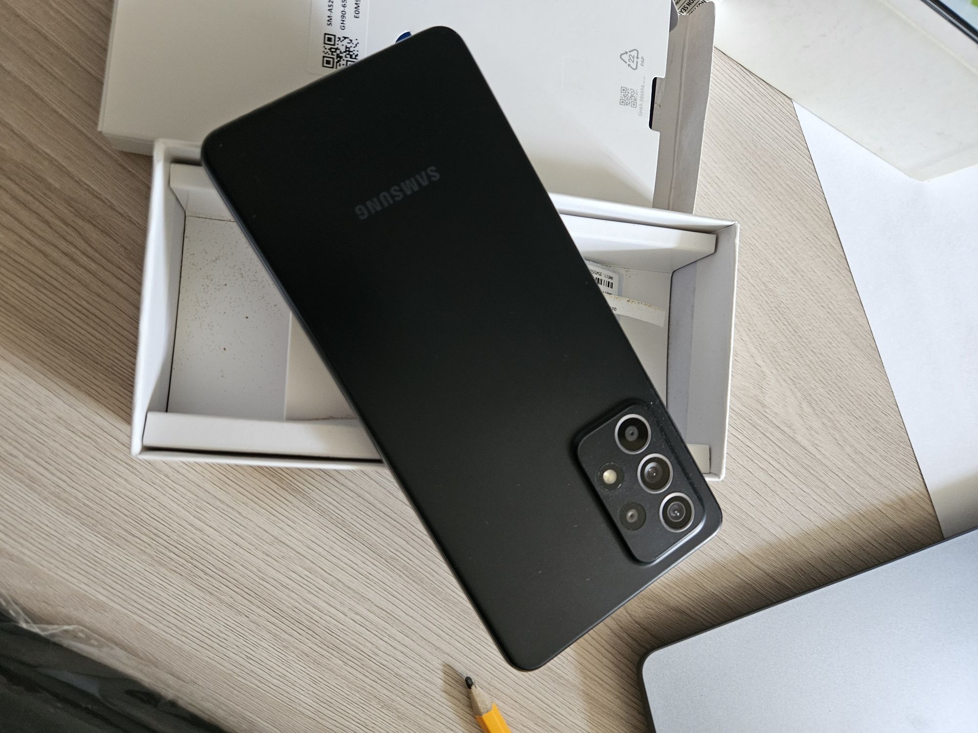 Продам сотовый телефон Samsung A52. 2 симки, в идеальном состоянии. В