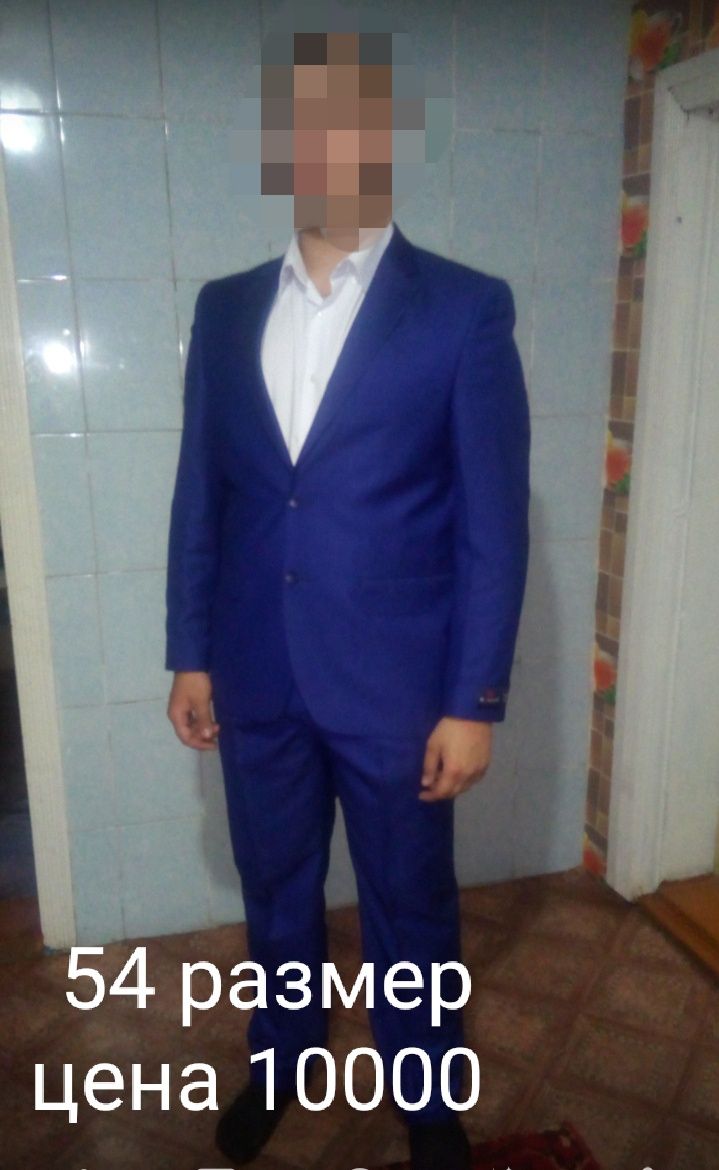 Продам костюм  54 размер