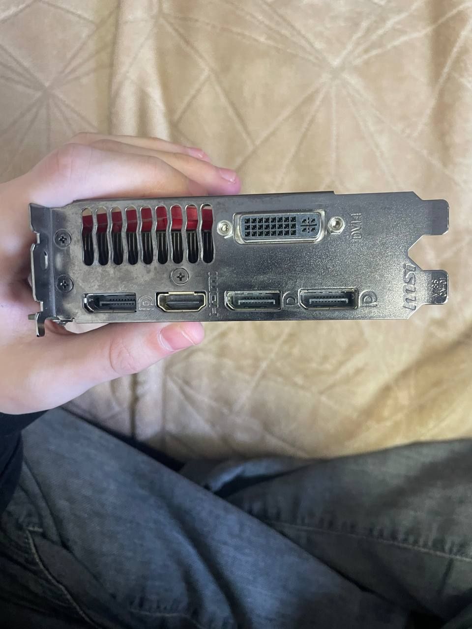 Видеокарта  MSI GTX960