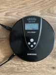 Проигрыватель компакт-дисков CD плеер Samsung MCD-CF370 портативный