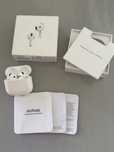 Продам AirPods 4 с ANC (активным шумоподавлением)