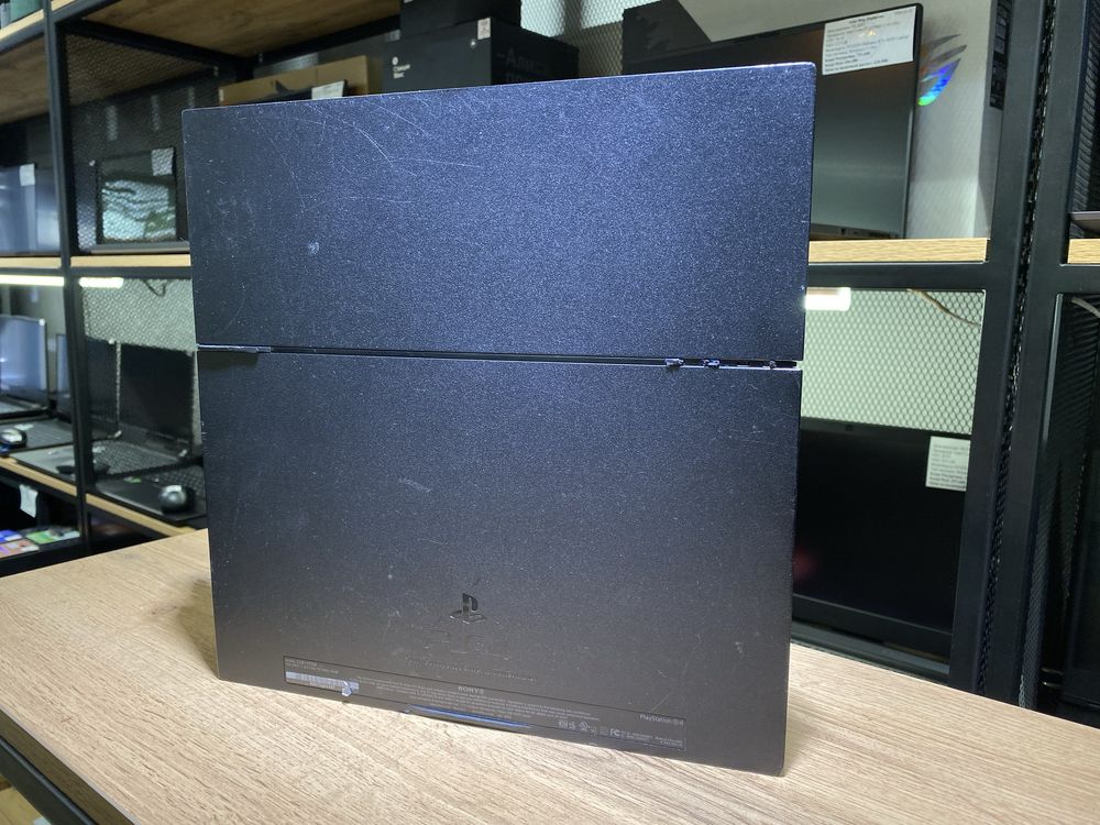 Sony PlayStation 4 Fat, 500GB, дисковод не работает, есть игры,10504/А