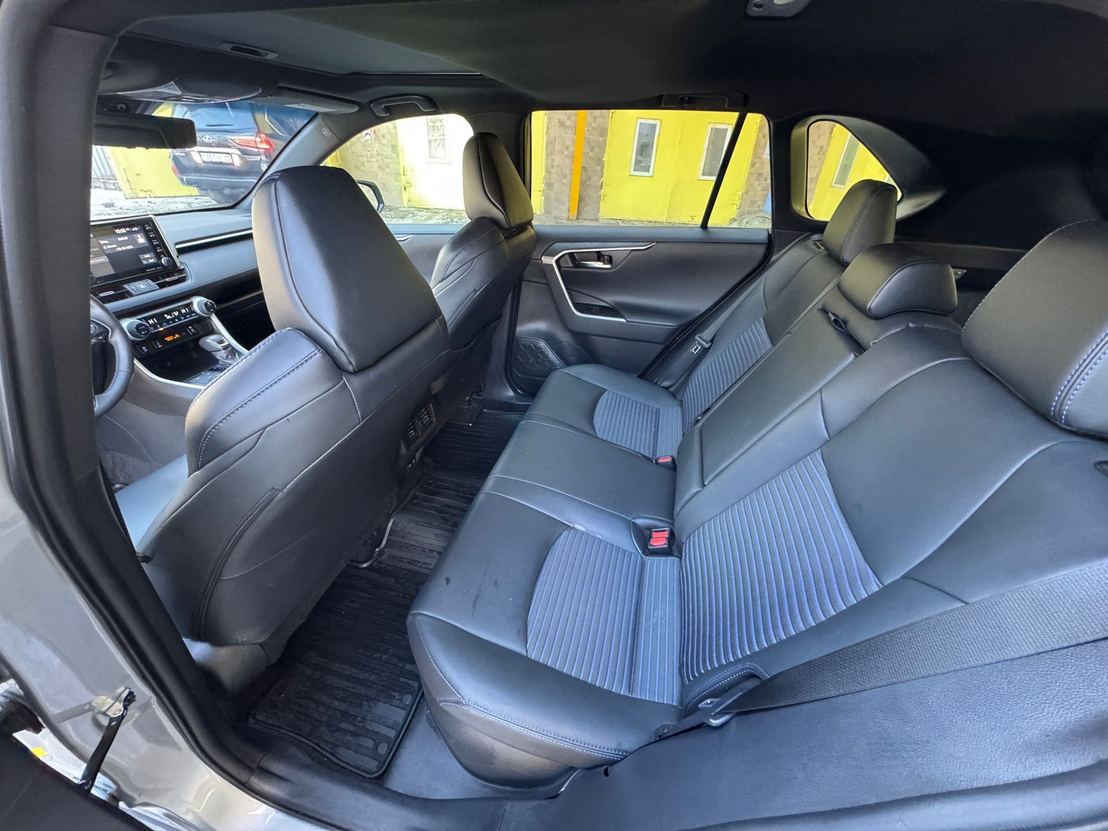 Toyota RAV4 hybrid, 2020