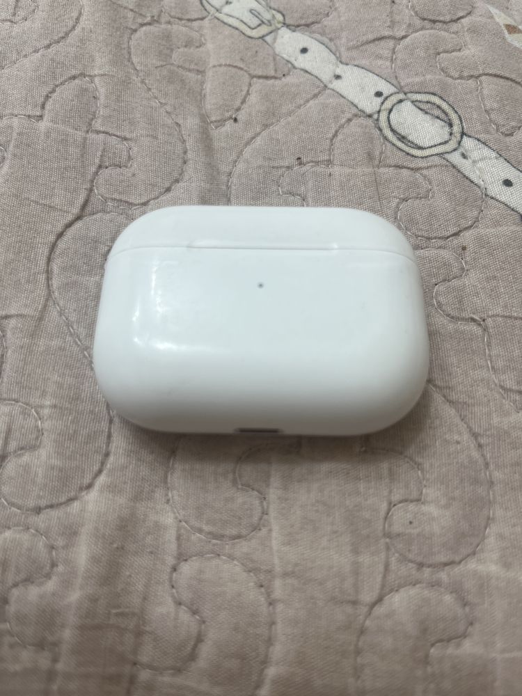 Наушники айфон Airpods pro