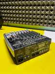 Микшерный пульт Behringer XENYX QX1204USB