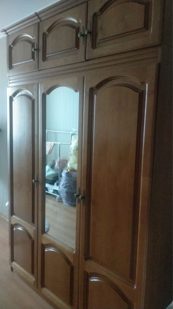 Плательный шкаф