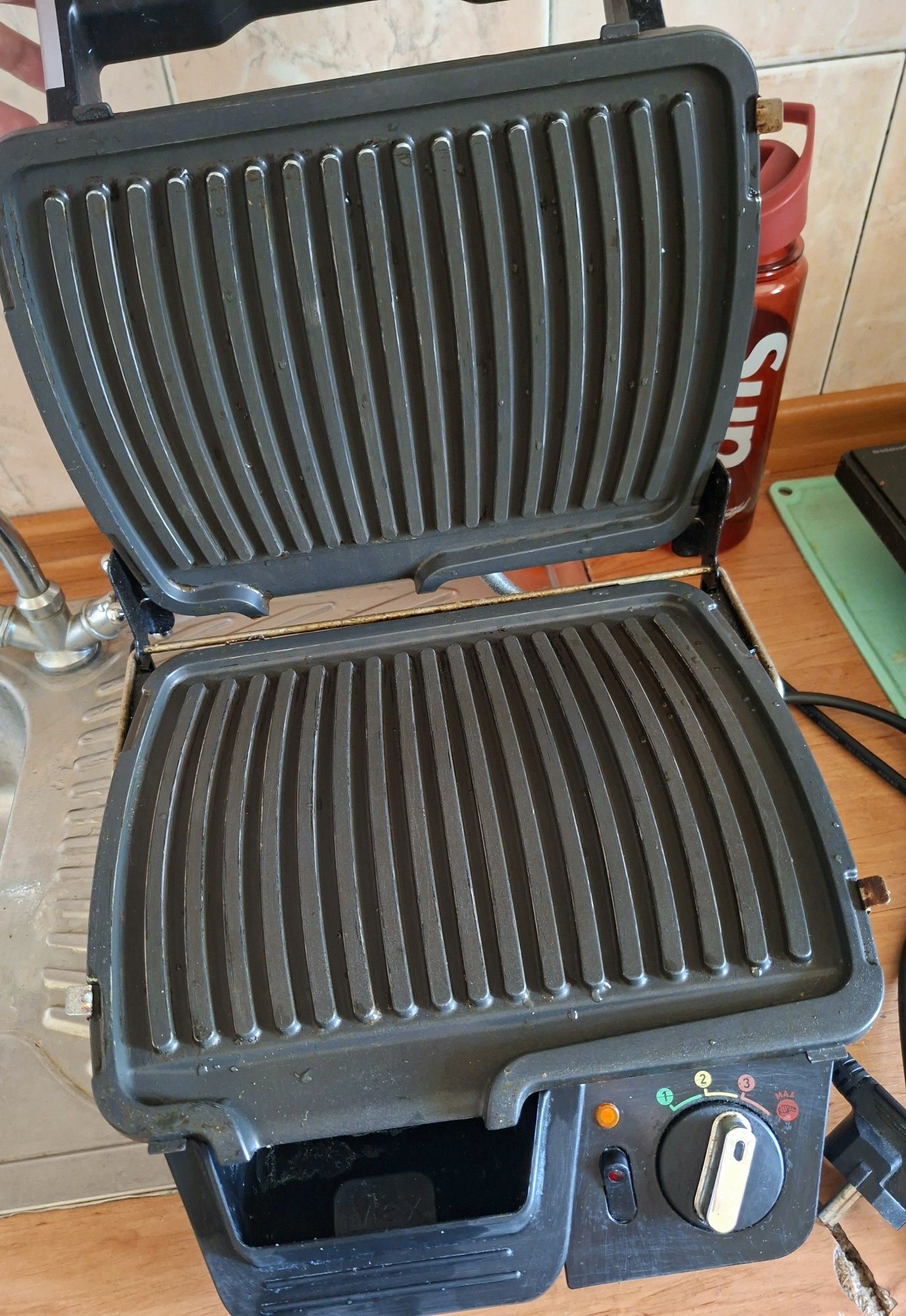 Продам  б/у Электрогриль TEFAL Supergrill GC450B32