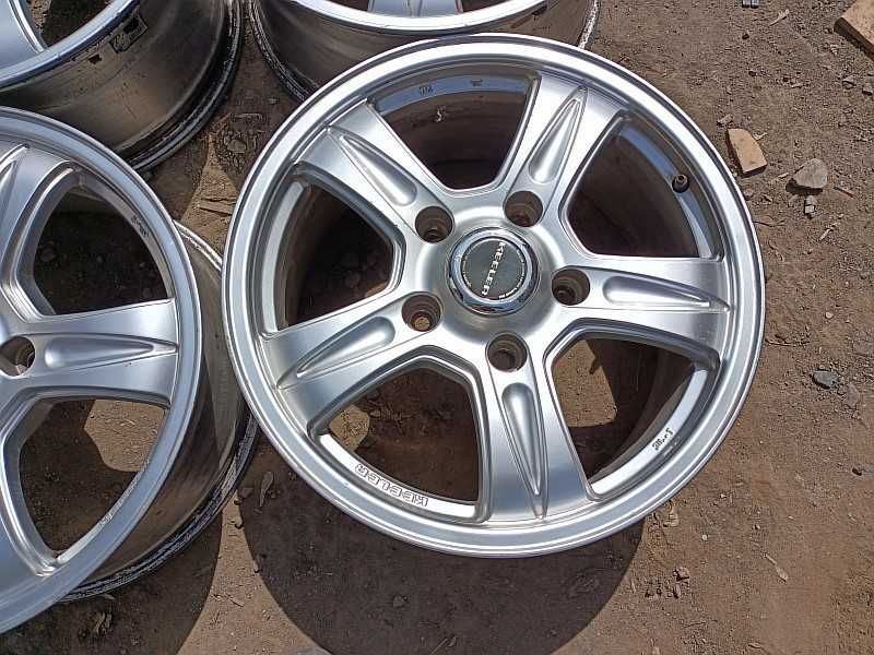 Продам легкосплавные диски "Weds Keeler R18 на Toyota Land Cruiser 200