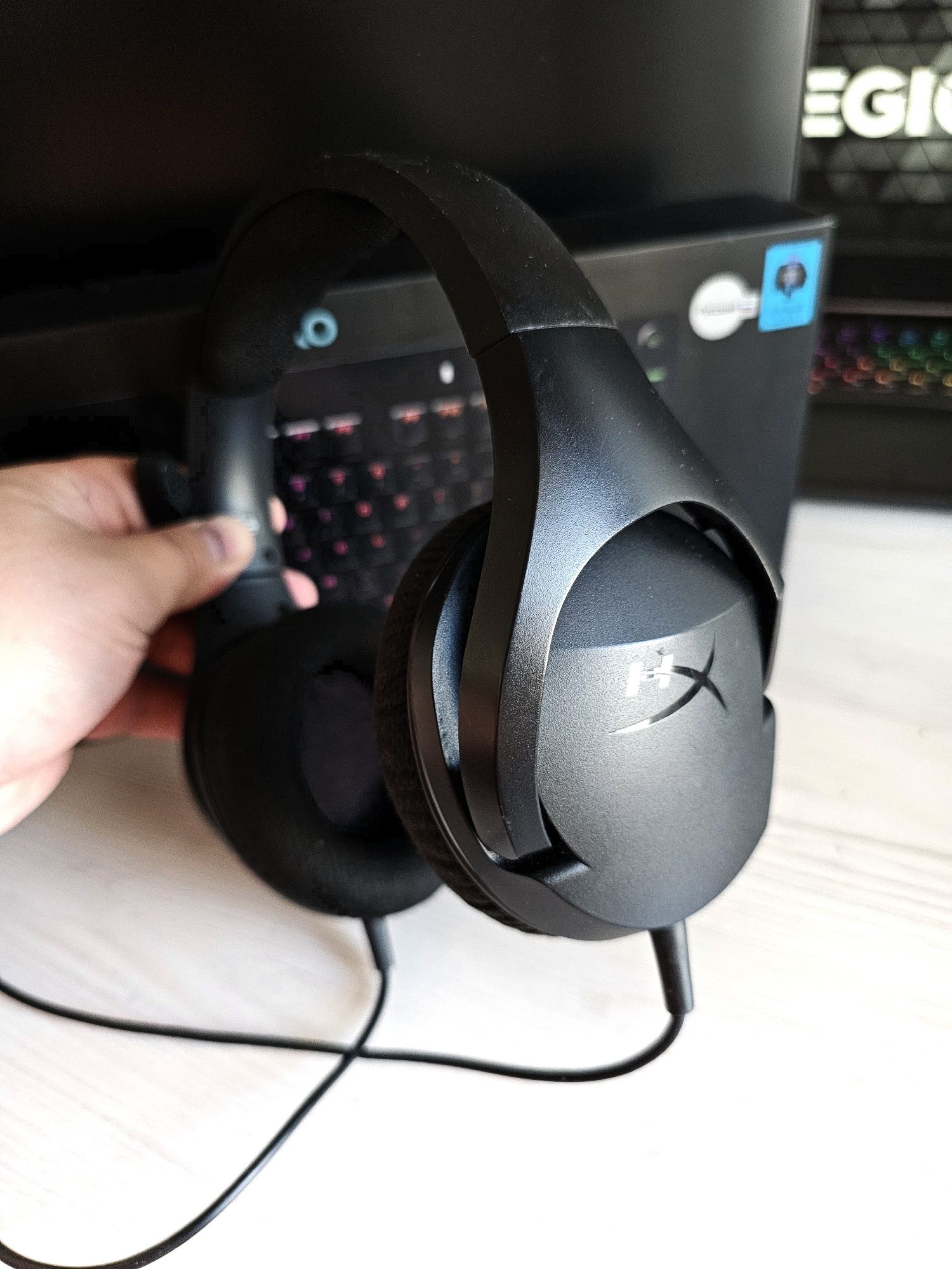 Монитор Samsung / Logitech G PRO / HyperX уши