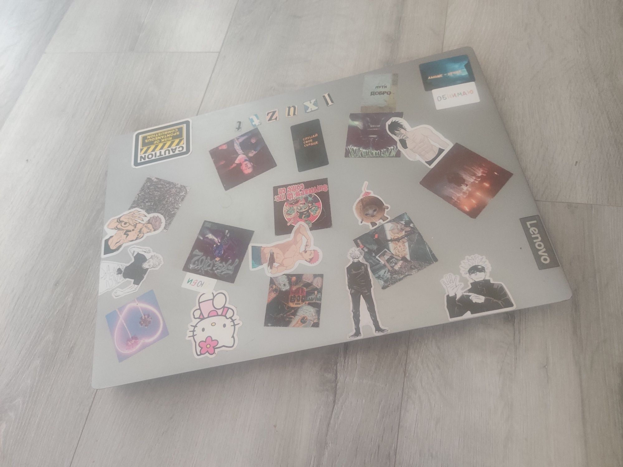 Продаю ноутбук Lenovo 2019 года