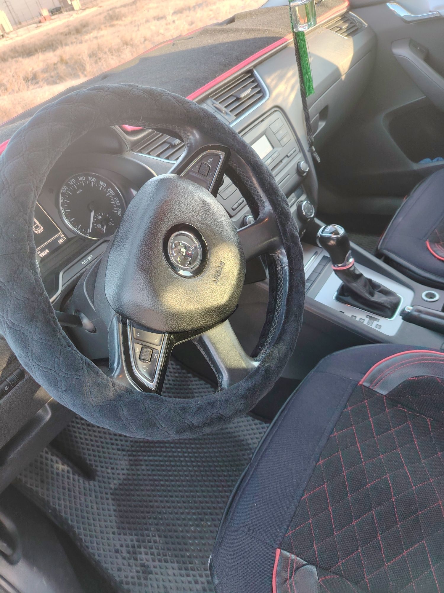 Автомобиль Scoda Octavia