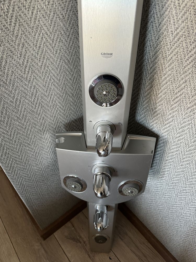 Продам душевую гарнитуру GROHE