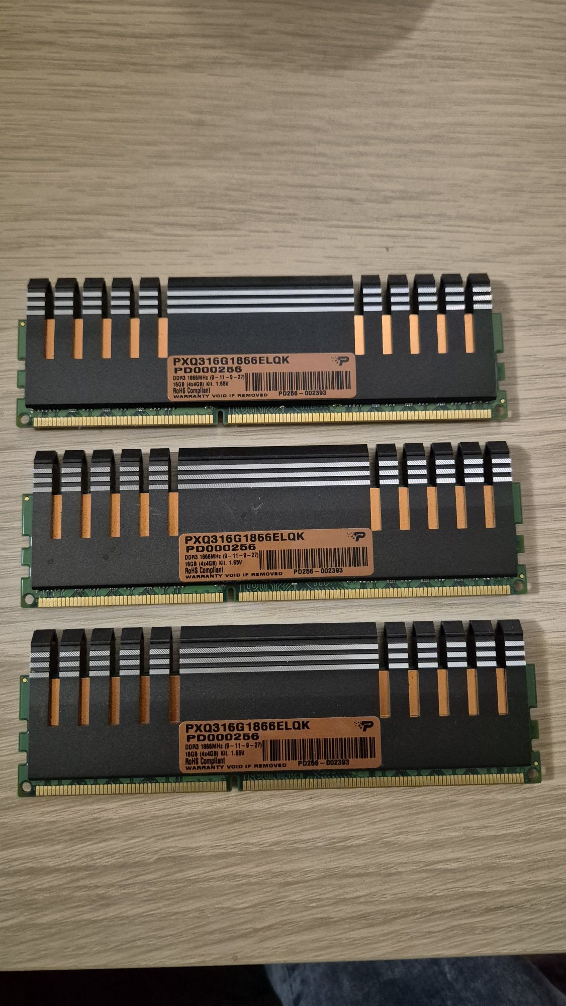 Комплект материнка ASUS Sabertooth Z77, процессор i7, оперативка