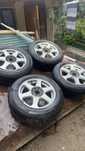 Продам резину 195/65R15 на одной немножко шишка