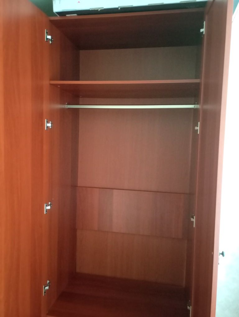 Шкаф плательный 3 дверный