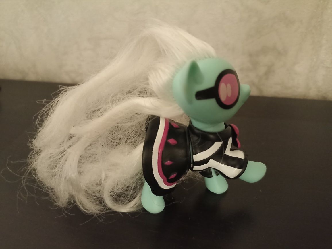 ФОТОФИНИШ продаю My little pony пони MLP млп фигурка