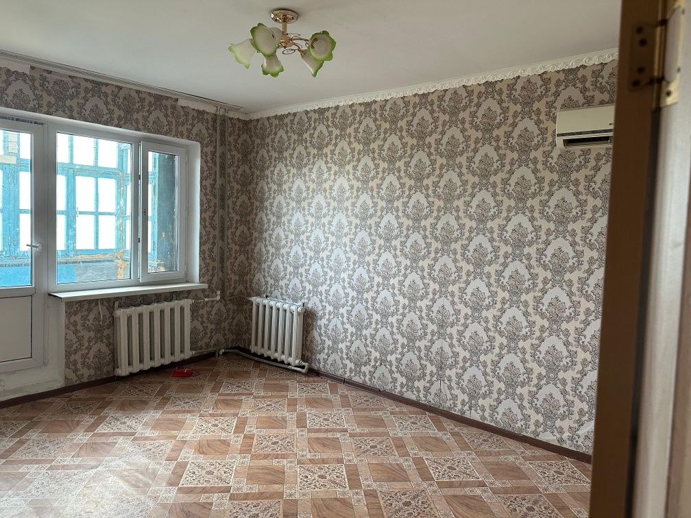Жамбула 19 үйден 2 бөлме пәтер сатылады.