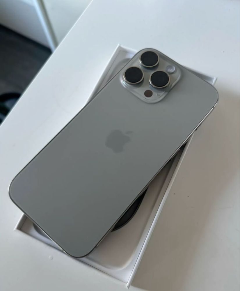 Phone 15 Pro Max 256Gb