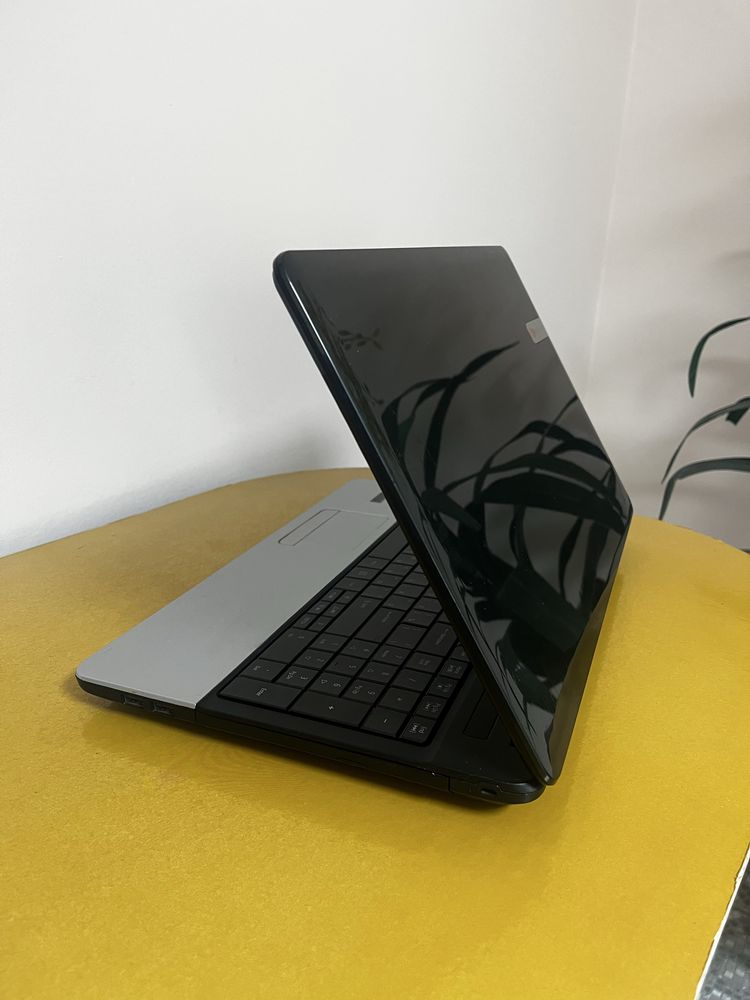 Ноутбук в отличном состоянии core i7