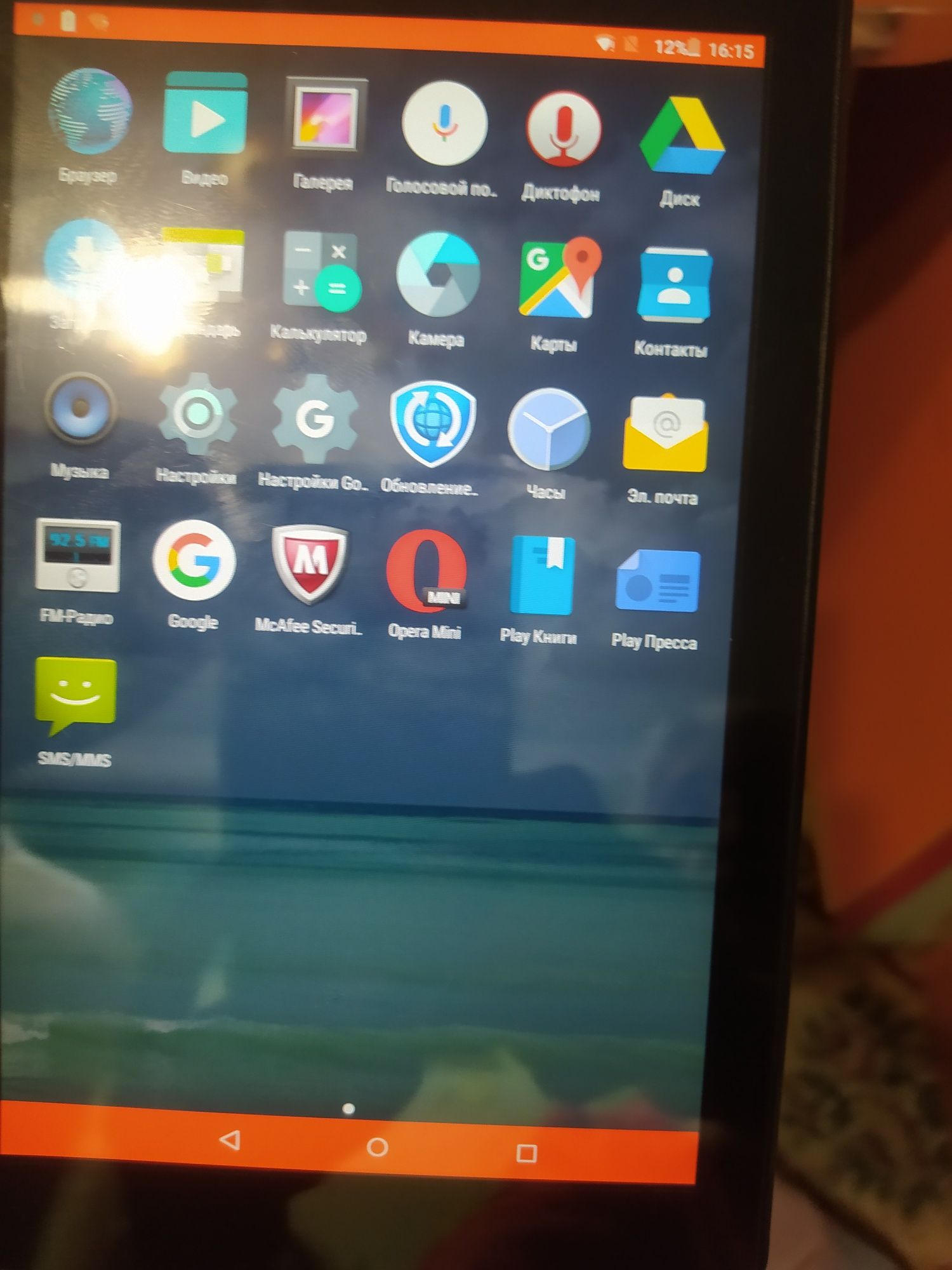Продам планшет Prestigio.
