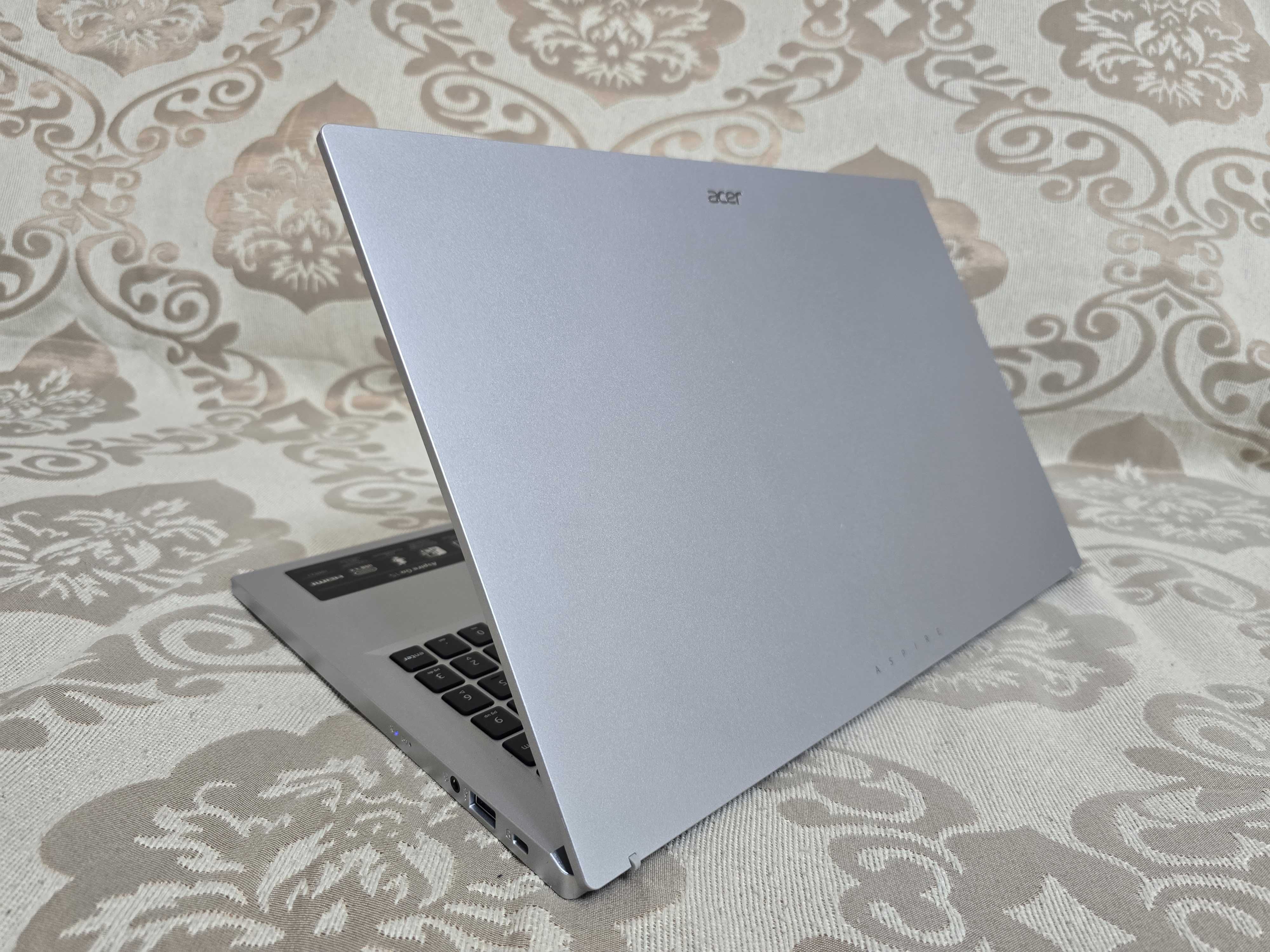 Acer Aspire Go 15 новый ноутбук / 0% износ аккумулятора