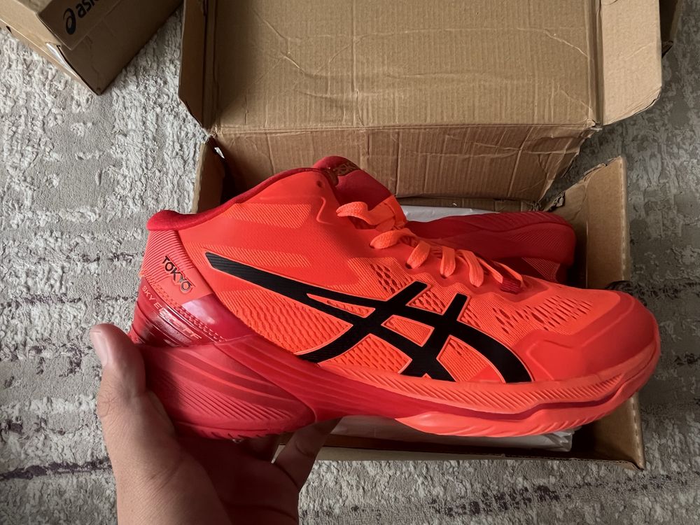 Кроссовки спортивные Asics sky elite mt2 tokyo