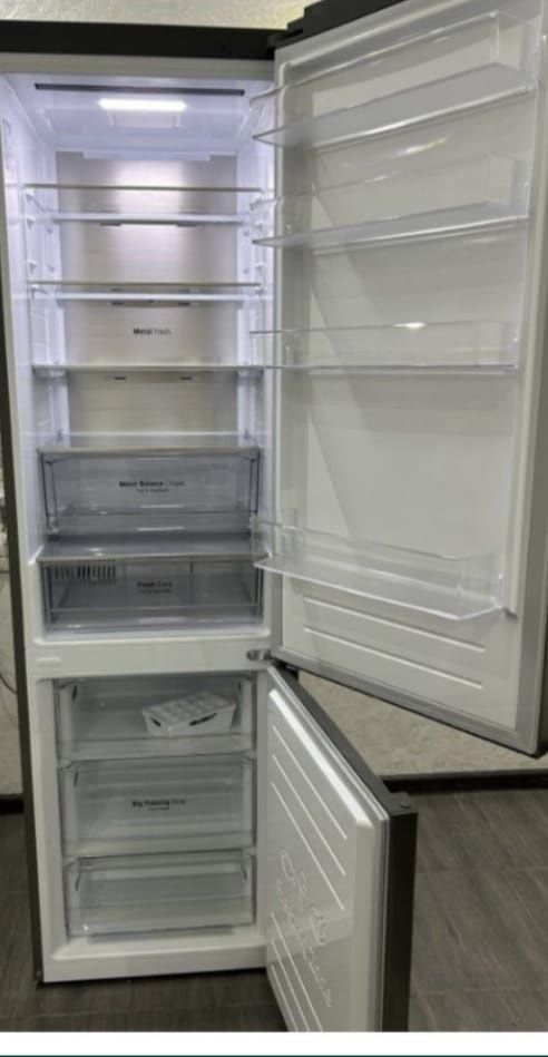 Продам  Холодильник