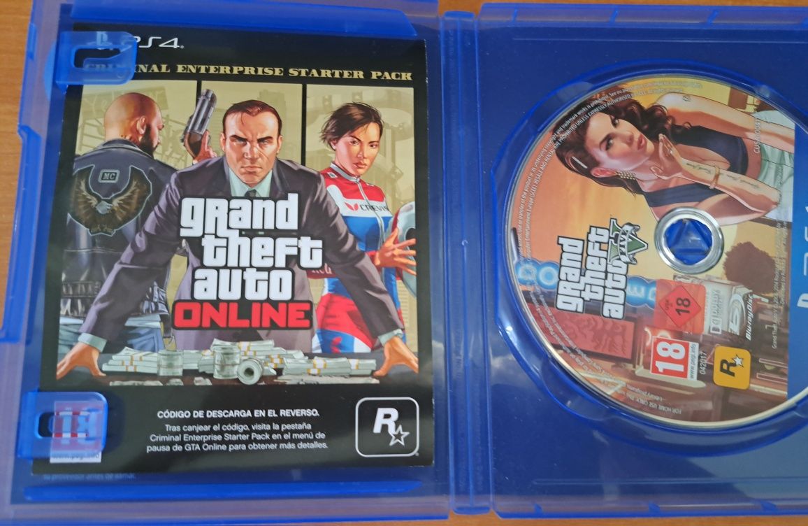 Продаю диски Minecraft, RDR2,GTA5