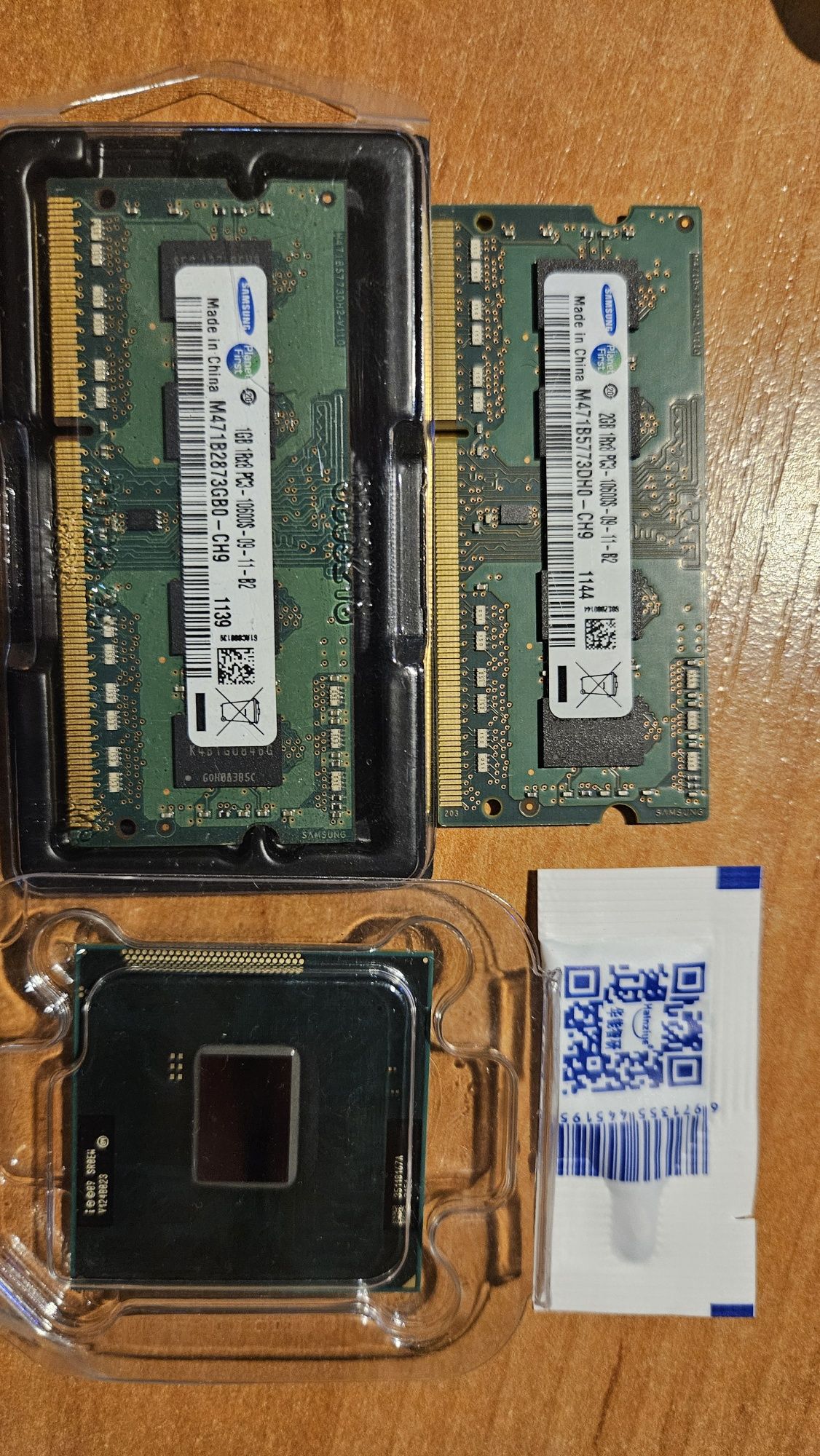 Запчасти для ноутбука процессор Celeron hm65 ОЗУ  ddr3 1+2gb