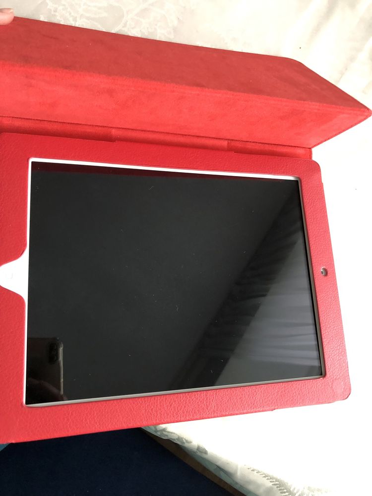 iPad 2 на запчасти. Рабочий.